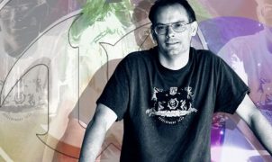 Epic Games - Tim Sweeney - In 2016, Tim Sweeney said about the UWP (Universal Windows Platform, allowing Windows 10 games to run on Xbox One and vice versa) that we should „fight” against it, and in July 2016, he also said that Steam would be made worse and worse on Windows 10 so that Microsoft would push its own Store with it.