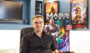 Former BioWare general manager Aaryn Flynn says there needs to be much more transparency about the post-launch content schedules of games so that they don't disappoint players.