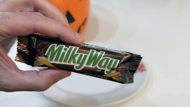 DOOM On A Chocolate Bar?! Funny Video Pokes At The Classic That Runs On Any  Device [VIDEO] 