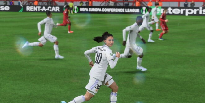 A player has confronted a bug in FIFA 23 that allows you to sign female footballers to male teams in career mode, documenting the bug with pictures.