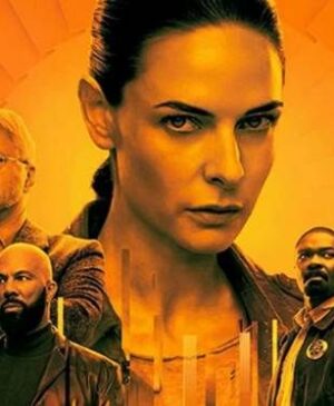 Based on Hugh Howey's eponymous novels,