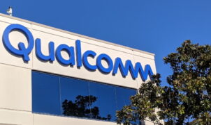 TECH NEWS - Qualcomm is reportedly in talks with Nintendo and Sony to develop portable gaming devices.