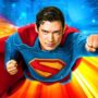 MOVIE REVIEW – James Gunn has finally delivered his signature brand of mischievous humor and quirky style to Superman, creating a film that both turns the superhero rulebook on its head and pays tribute to the classics.