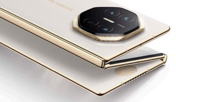 TECH NEWS – Just days before Apple’s iPhone 17 launch, Huawei grabbed the spotlight with a new flagship foldable.