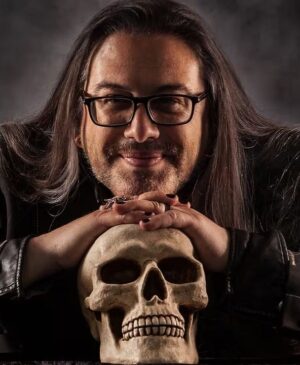 One of the legendary developers of first-person shooter games admits that he became addicted to Blizzard's MMORPG.